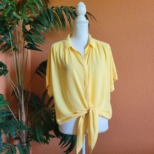 3/$25 Chico's Tie Front Short Sleeve Button Up Blouse Sunshine Yellow 2 Medium